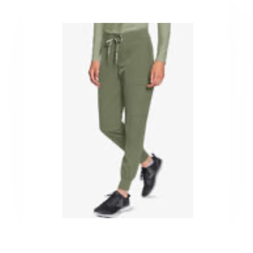 Med Couture Peaches Women's 4-Pocket STRETCH Seamed Cargo Jogger Scrub Pants